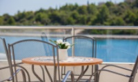 Perla Resort - Apartmány - Two-Bedroom Apartment with Balcony and Sea View (4)
