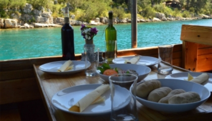 ADRIATIC PEARL TOURS from Hvar