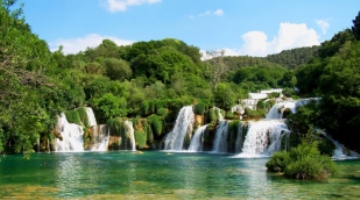 From Trogir: Krka Waterfalls Wanderers Day Tour with Gray Line Croatia