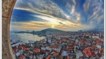 STAND UP PADDLE IN SPLIT