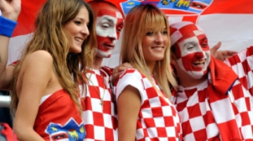 Hrvatska Španjolska Uživajte u euforiji Euro 2024. na autobusnom putovanju iz Splita i Zagreba