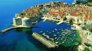 Dubrovnik The ‘Pearl of the Adriatic’ from Split