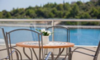 Perla Resort - Apartments - Two-Bedroom Apartment with Balcony and Sea View (4)