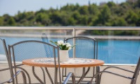 Perla Resort - Apartamentos - Two-Bedroom Apartment with Balcony and Sea View (4)